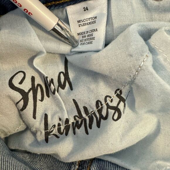 Altar'd State Womens Skinny Girlfriend Distressed Size 24 Jeans Blue Baddie Edgy - Picture 6 of 10